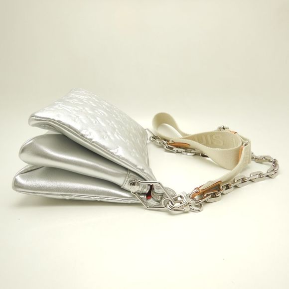 Louis Vuitton Coussin PM Lambskin Leather Shoulder Bag Silver - Picture 3 of 8